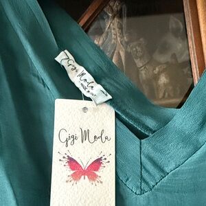 Gigi Moda Teal Women's silk Blouse